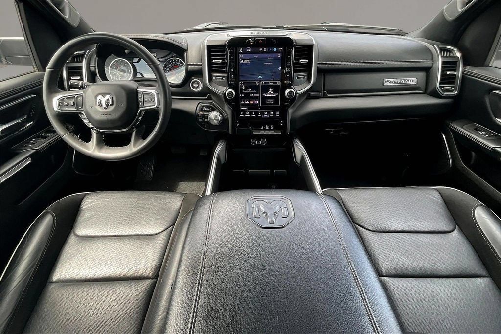Used 2025 RAM 1500 Laramie AWD/4WD image 8