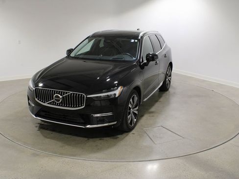 Used 2022 Volvo XC60 T8 Inscription w/ Advanced Package image 1