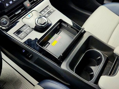 Used 2023 Subaru Solterra AWD image 16