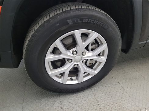 Used 2022 Jeep Grand Cherokee L Limited image 31