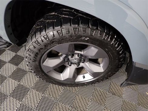 Used 2021 RAM 1500 Big Horn w/ Built-to-serve Edition image 33