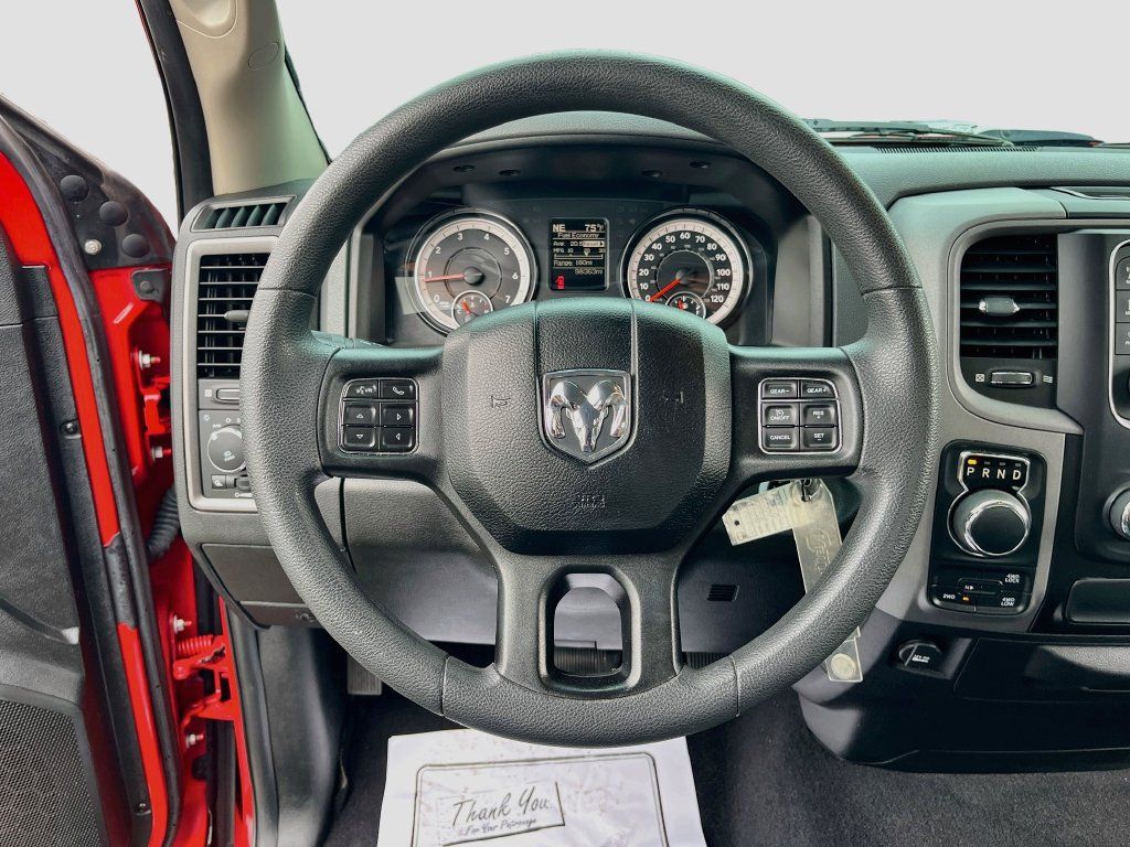 Used 2019 RAM 1500 Express w/ Express Value Package AWD/4WD image 11