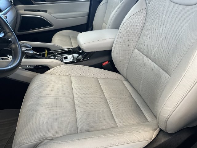 Certified 2021 Kia Telluride SX w/ Nightfall Edition Package AWD/4WD image 16