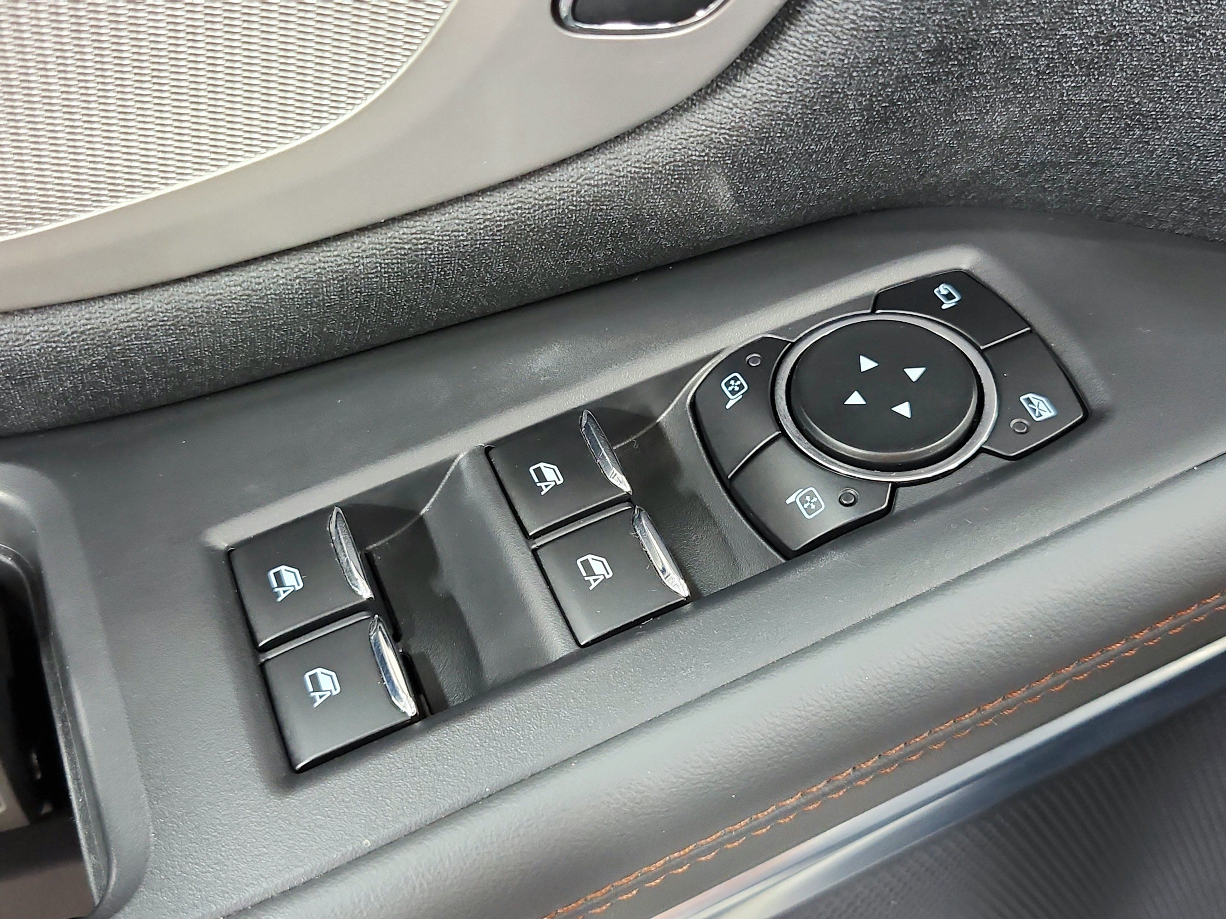 Used 2025 Ford Expedition Active AWD/4WD image 40