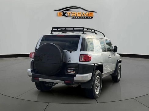 Used 2007 Toyota FJ Cruiser 4WD image 7