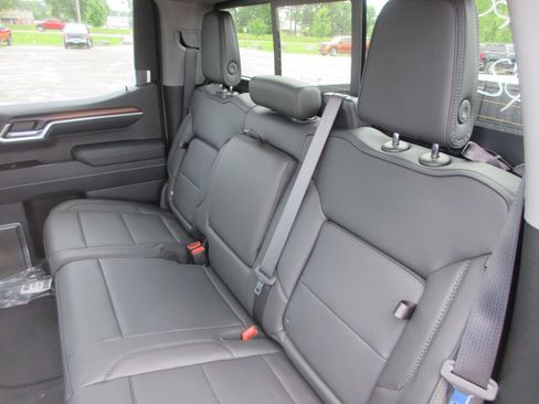 New 2026 GMC Sierra 1500 Denali w/ Denali Reserve Package AWD/4WD image 13