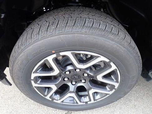 New 2026 RAM 1500 Laramie image 11