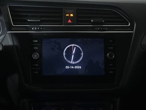 Used 2022 Volkswagen Tiguan SE R-Line AWD/4WD image 22