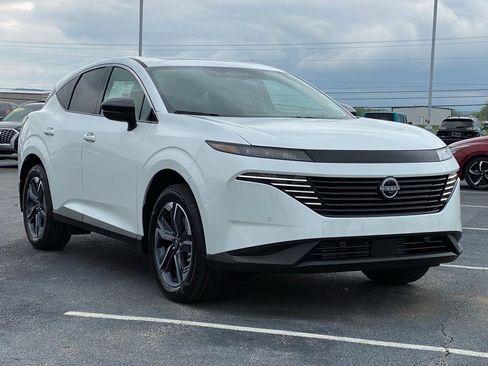 New 2025 Nissan Murano SL image 2