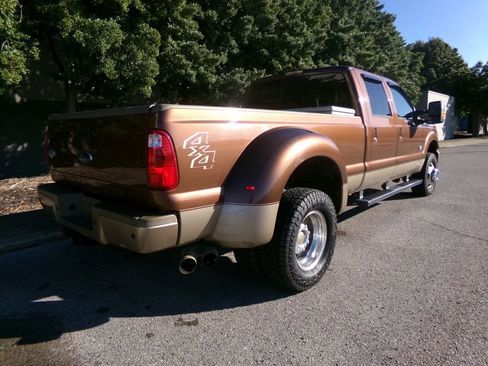 Used 2012 Ford F350 King Ranch w/ King Ranch w/Chrome Pkg image 8