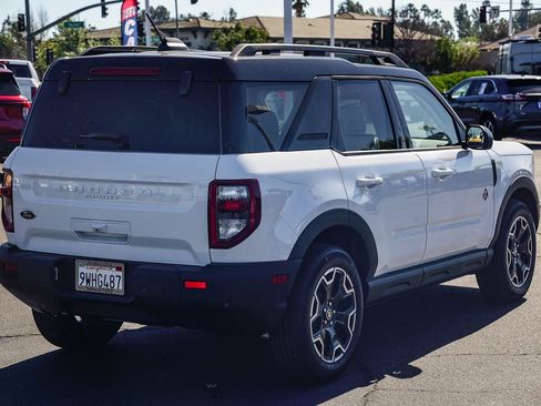 Used 2025 Ford Bronco Sport Outer Banks AWD/4WD image 4
