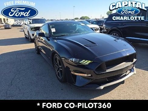 Used 2021 Ford Mustang GT RWD image 4