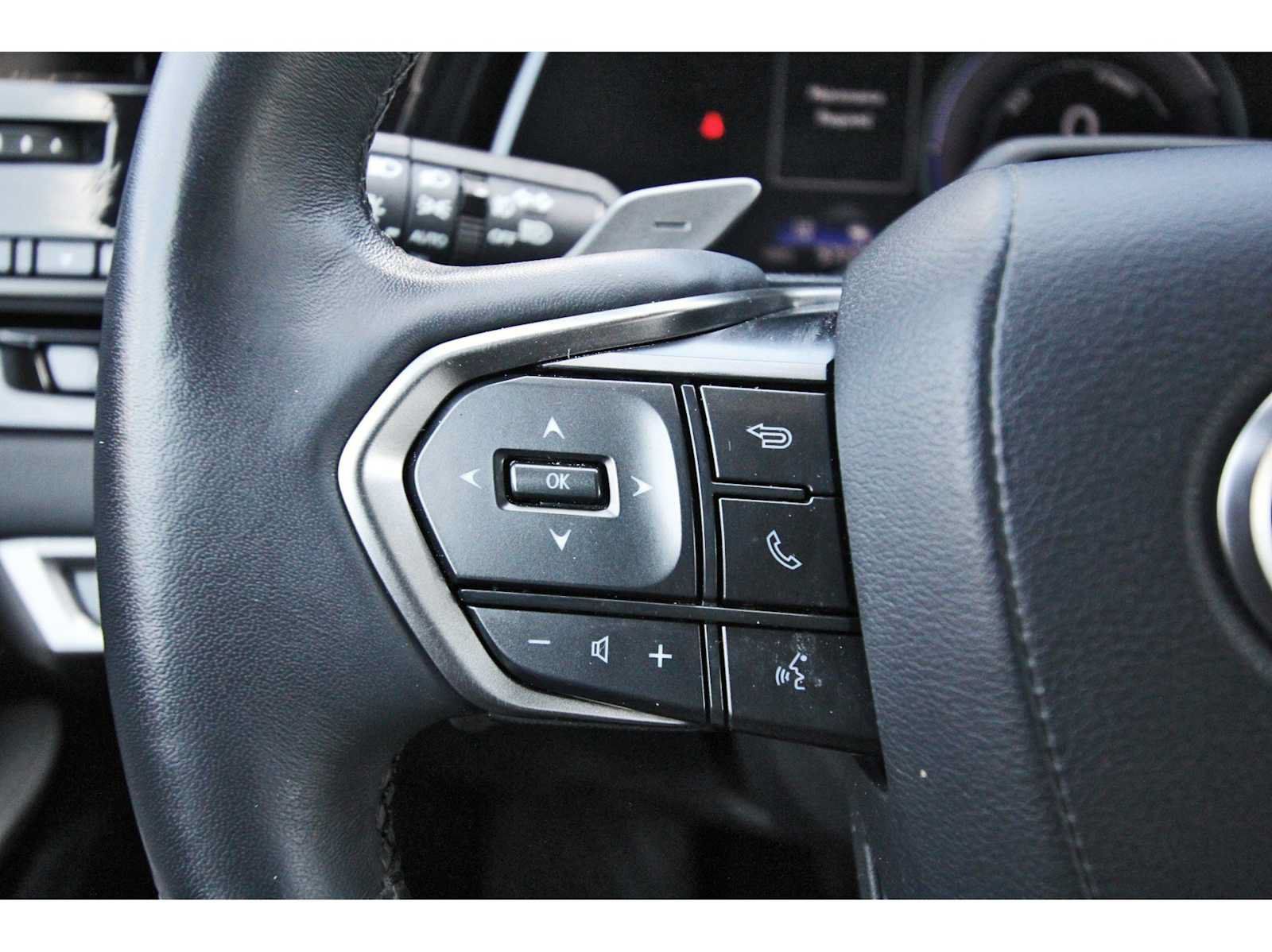 Used 2023 Lexus RX 350 w/ Cold Area Package AWD/4WD image 15