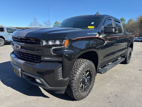 Used 2021 Chevrolet Silverado 1500 LT image 1