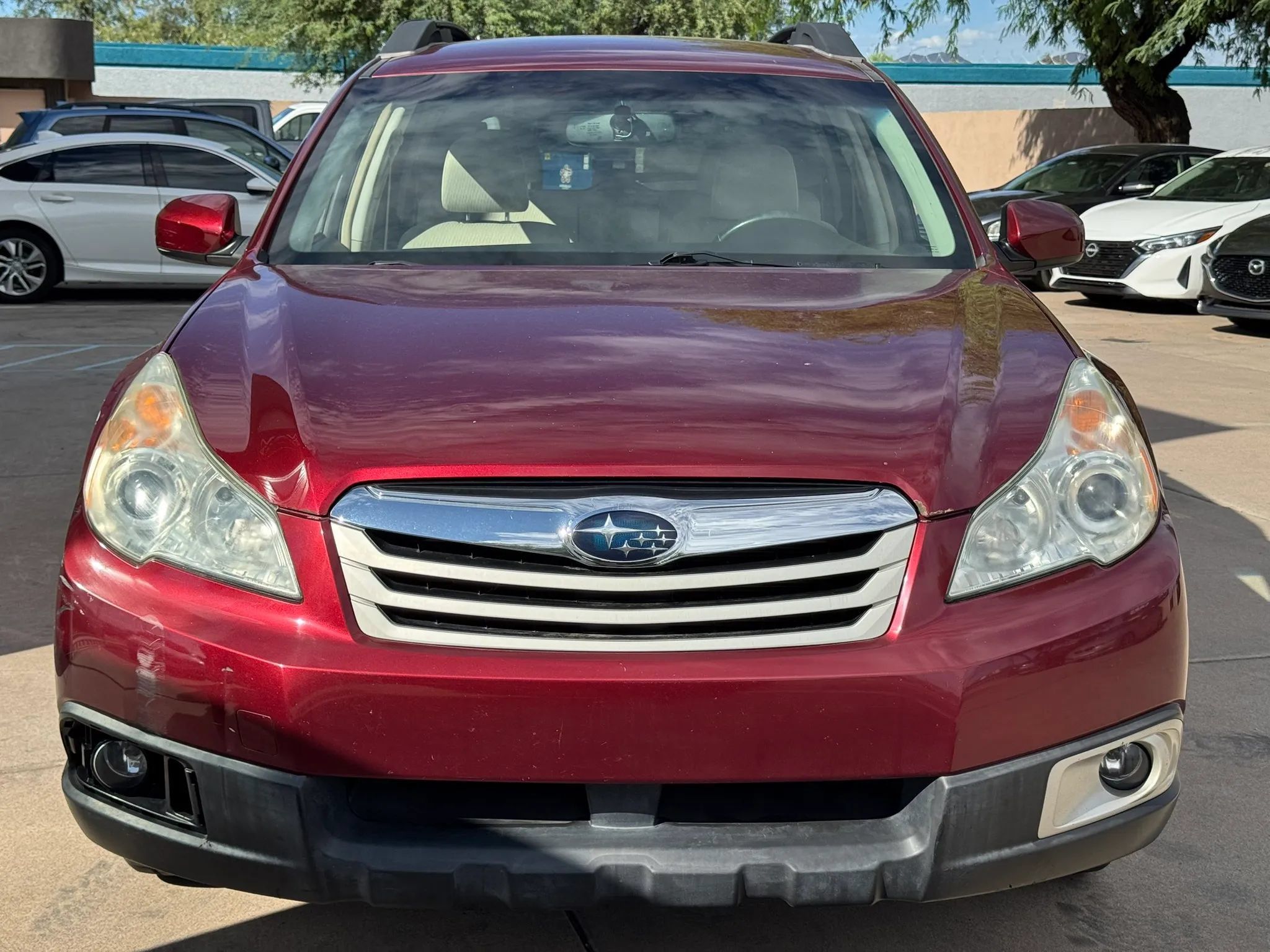Used 2011 Subaru Outback 2.5i Premium w/ All-Weather Pkg AWD/4WD image 2