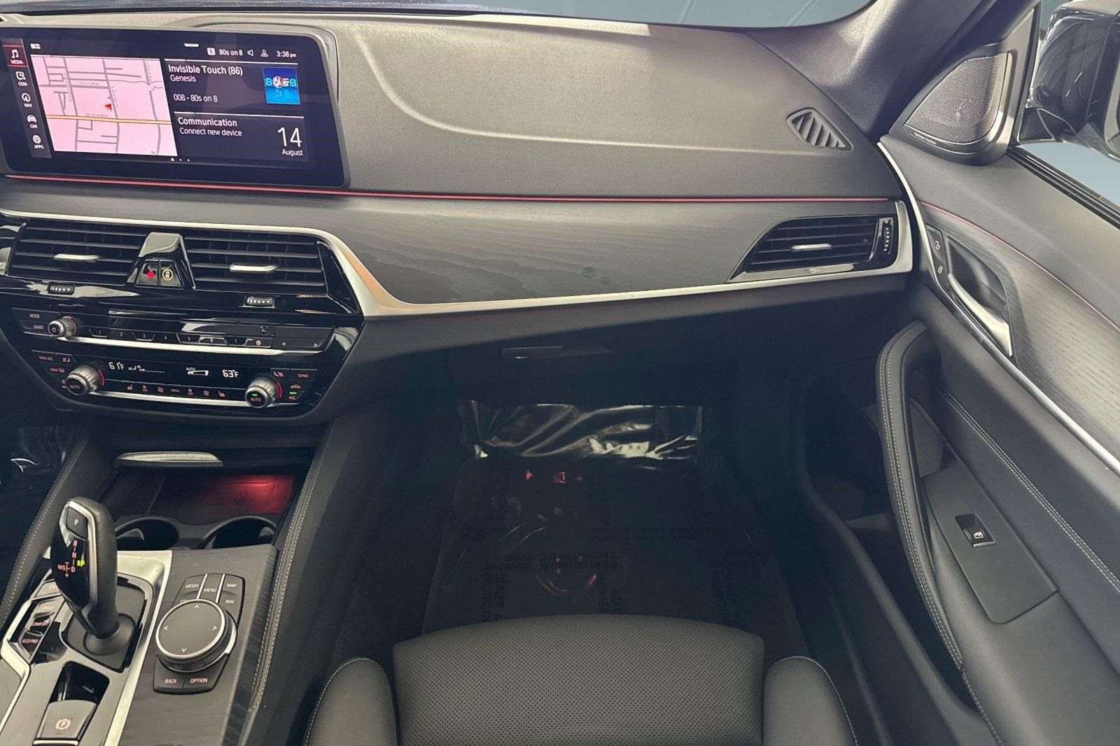 Used 2023 BMW 540i w/ M Sport Package RWD image 33