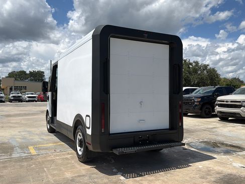 Used 2024 Chevrolet Brightdrop 400 w/ Commercial Equipment Package AWD/4WD image 6