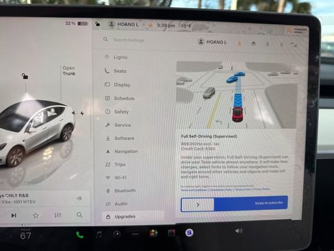 Used 2023 Tesla Model Y Long Range image 29