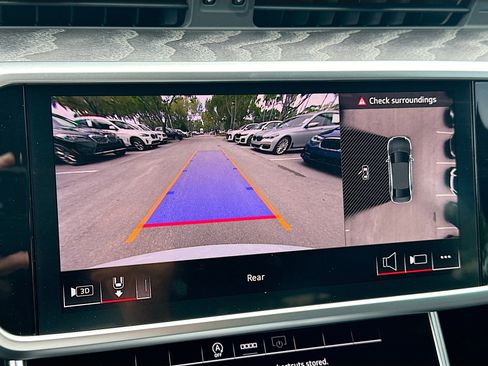 Used 2025 Audi A6 3.0T Premium image 15