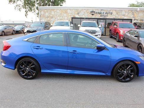 Used 2019 Honda Civic Sport image 8