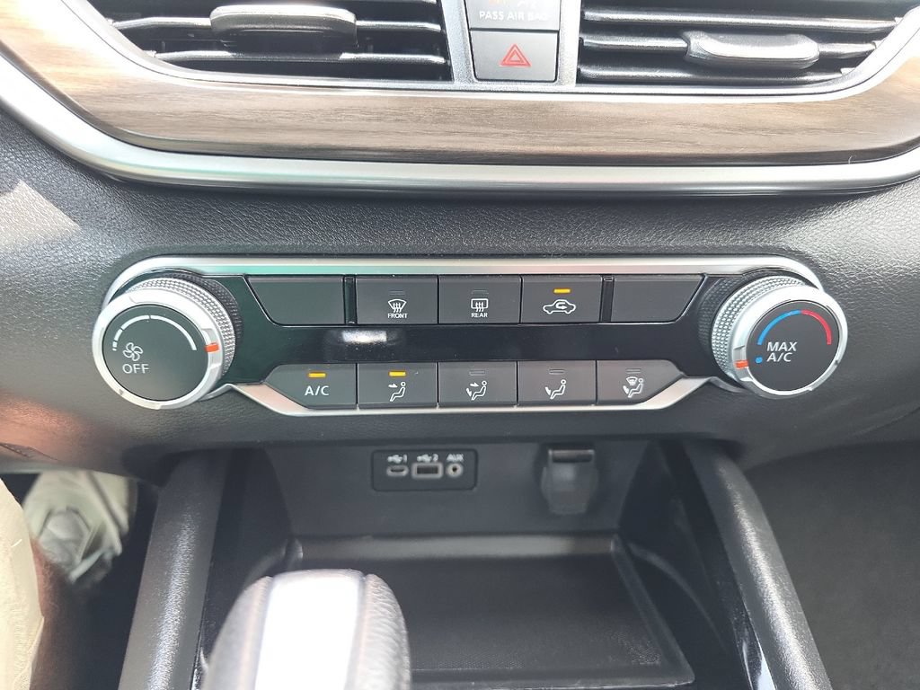 Used 2024 Nissan Altima 2.5 SV FWD image 30