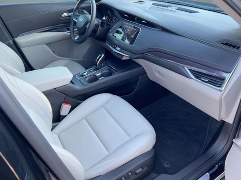 Used 2022 Cadillac XT4 Luxury image 31