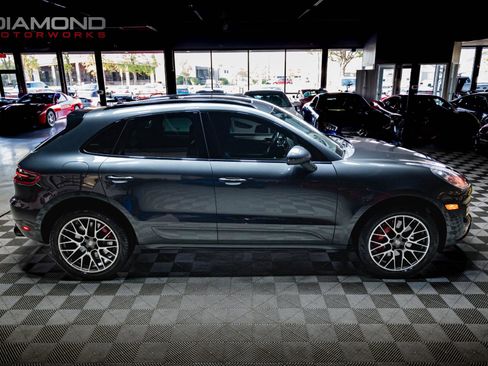 Used 2018 Porsche Macan Turbo image 50