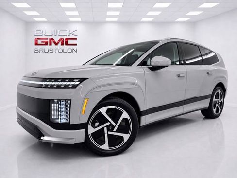 Used 2026 Hyundai Ioniq 9 Calligraphy AWD/4WD image 1