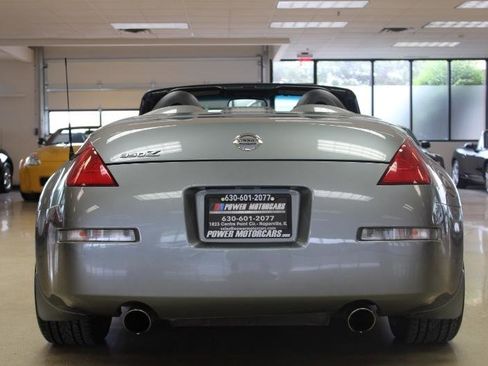 Used 2004 Nissan 350Z Touring image 32