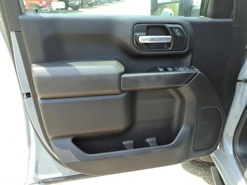 Used 2025 Chevrolet Silverado 2500 Custom w/ Custom Convenience Package AWD/4WD image 21