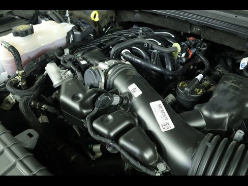 Used 2024 Jeep Grand Cherokee Laredo X w/ Luxury Tech Group I image 19