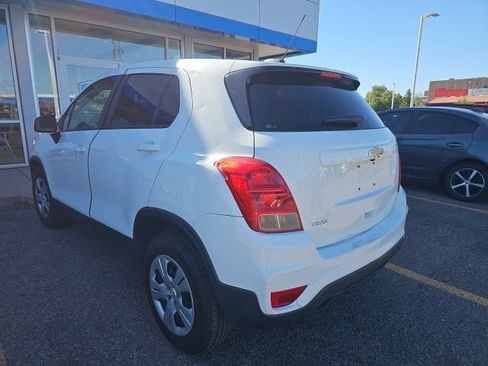 Used 2018 Chevrolet Trax LS FWD image 5