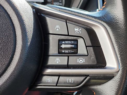 Used 2023 Subaru Crosstrek 2.0i Premium image 21