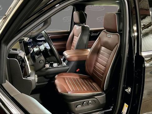 Certified 2023 GMC Sierra 1500 Denali Ultimate AWD/4WD image 14