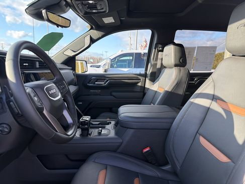 Certified 2024 GMC Sierra 1500 AT4 w/ Technology Package image 7