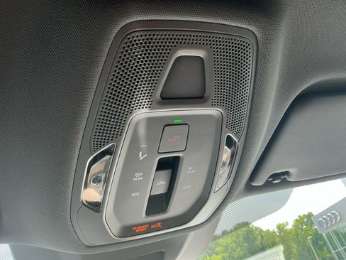 New 2025 Audi Q5 Premium Plus image 32