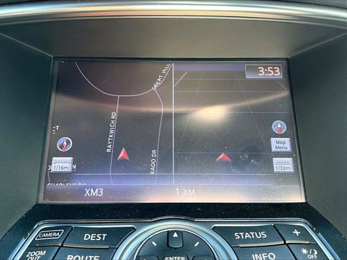 Used 2017 INFINITI QX70 AWD w/ Premium Package image 26