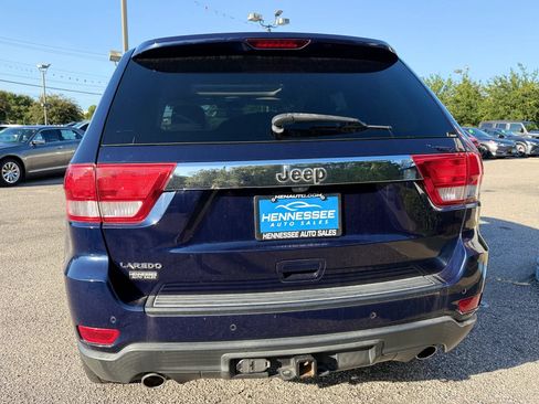 Used 2013 Jeep Grand Cherokee Laredo RWD image 2