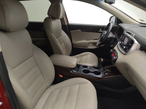 Used 2016 Kia Sorento EX image 21