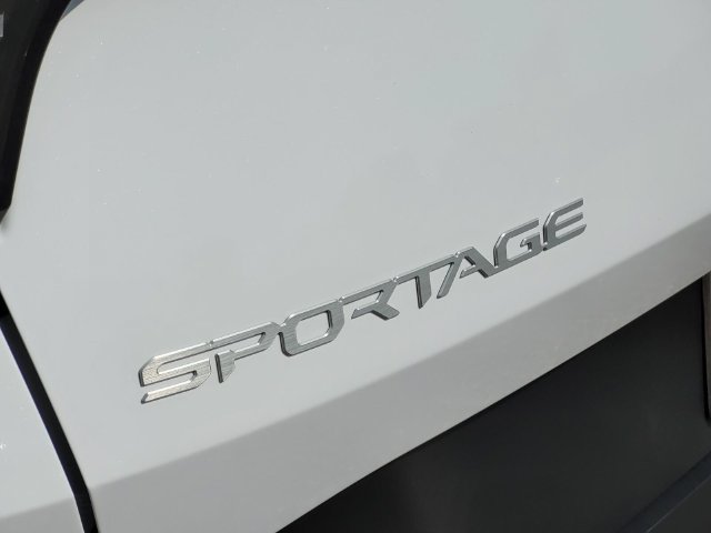 New 2026 Kia Sportage LX FWD image 6