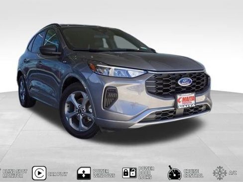 Used 2023 Ford Escape ST-Line image 1