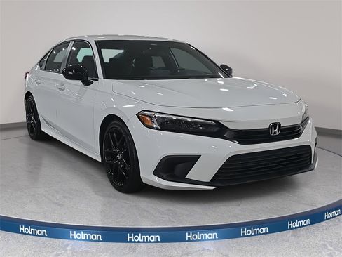 Used 2023 Honda Civic Sport image 4