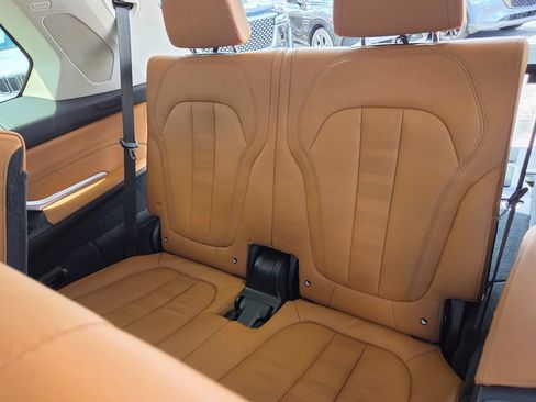 Used 2021 BMW X7 xDrive40i w/ Premium Package AWD/4WD image 20