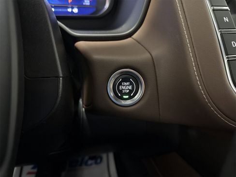 Used 2024 Chevrolet Tahoe High Country w/ Advanced Technology Package image 17