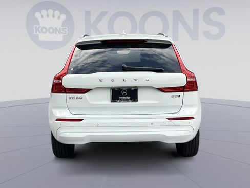 Used 2022 Volvo XC60 B5 Momentum AWD/4WD image 10