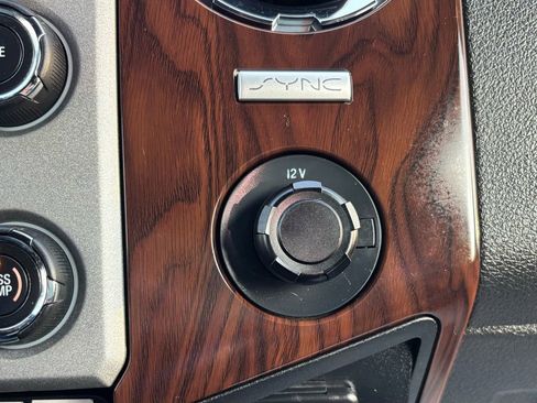 Used 2016 Ford F350 Lariat w/ Chrome Package image 41