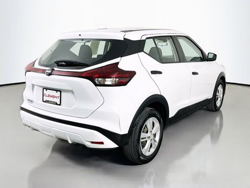 Used 2024 Nissan Kicks S image 7