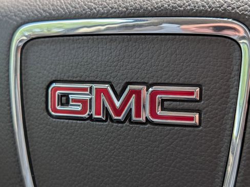 Used 2018 GMC Sierra 1500 SLT AWD/4WD image 51