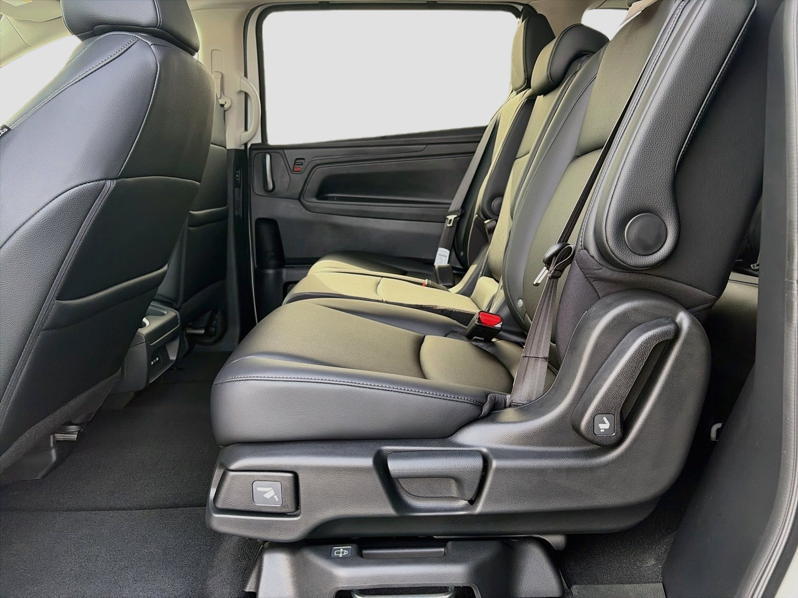 New 2027 Honda Odyssey EX-L image 5