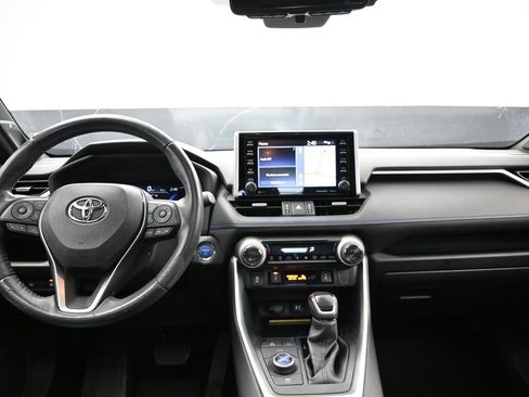 Used 2019 Toyota RAV4 XSE image 19